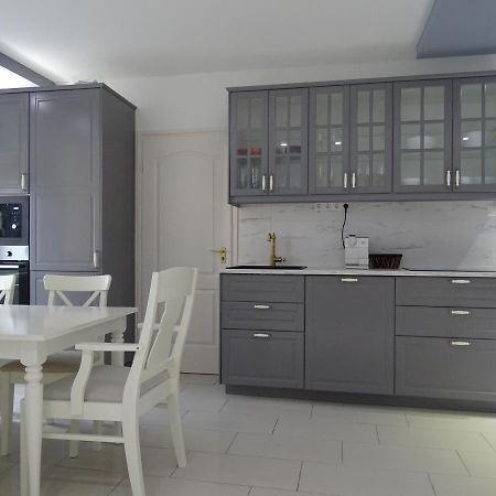 Dorothy Apartman Siofok Luaran gambar