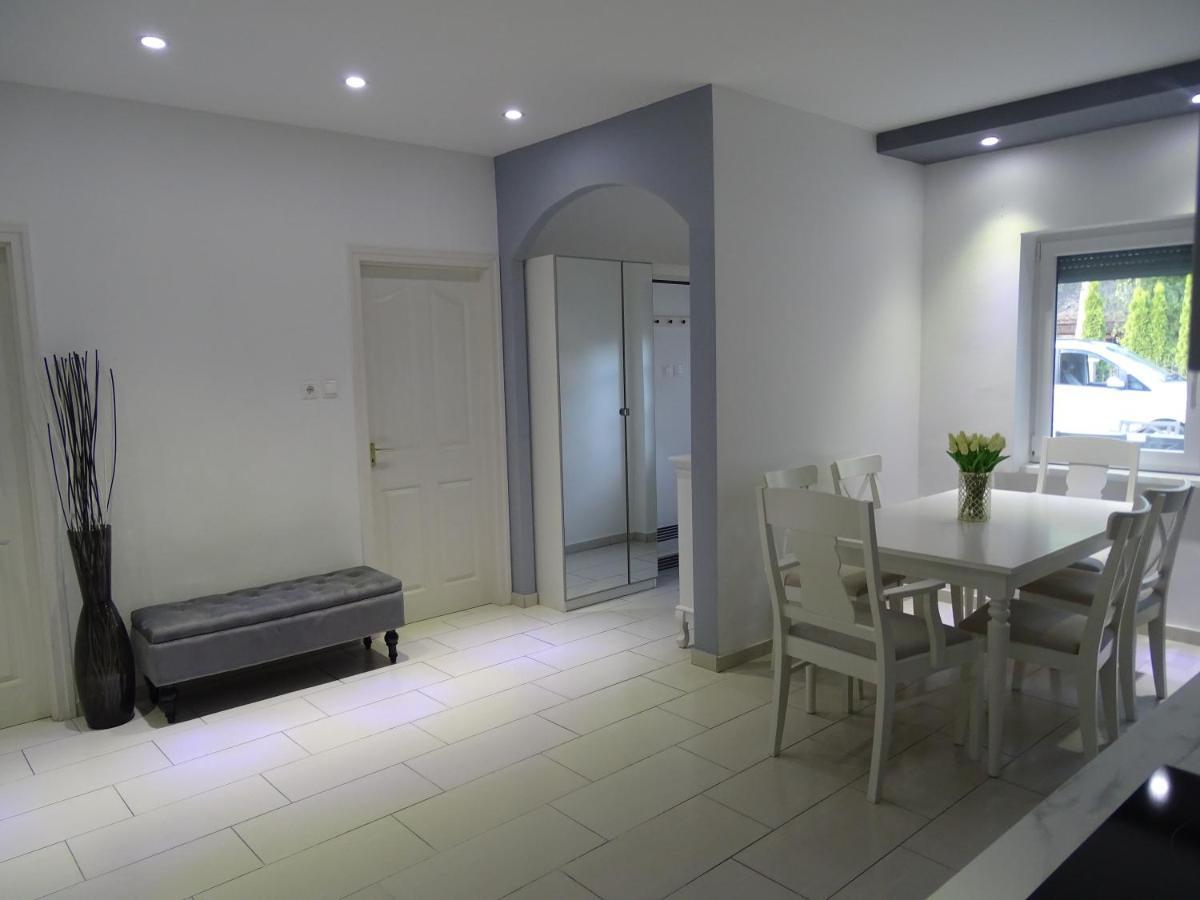 Dorothy Apartman Siofok Luaran gambar