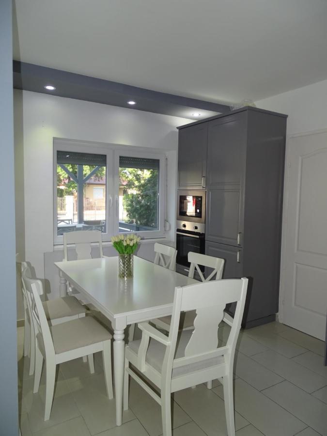 Dorothy Apartman Siofok Luaran gambar