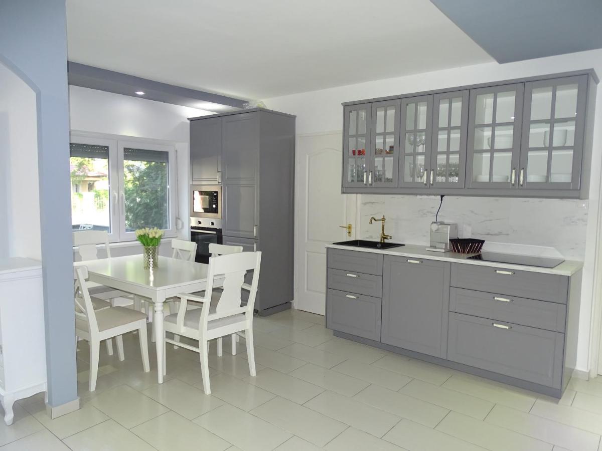 Dorothy Apartman Siofok Luaran gambar